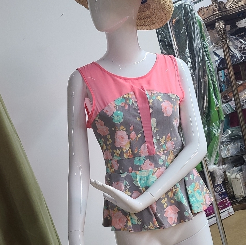 Renee C Peplum Floral Top
